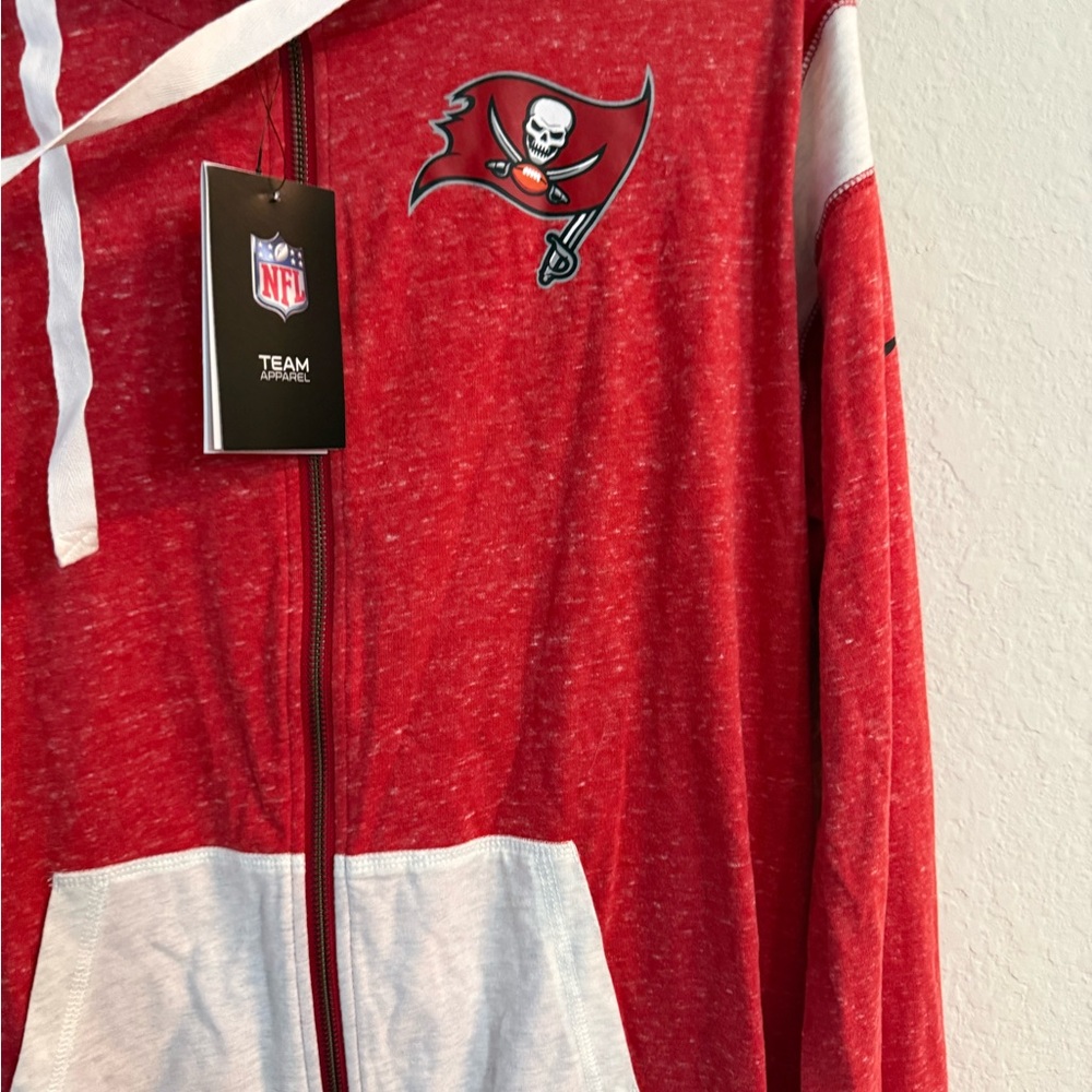 Nike Women’s Red/White Tampa Bay Buccaneers Monaco Lightweight Full-Zip Hoodie - Picture 5 of 11